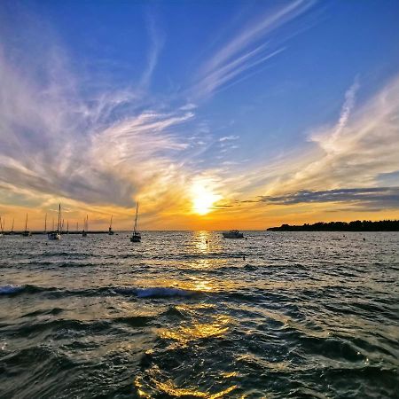 Emily Deluxe Superior 5 Star Studio Apartment, Your Piece Of Heaven With Sea & Park View Novigrad  Bagian luar foto