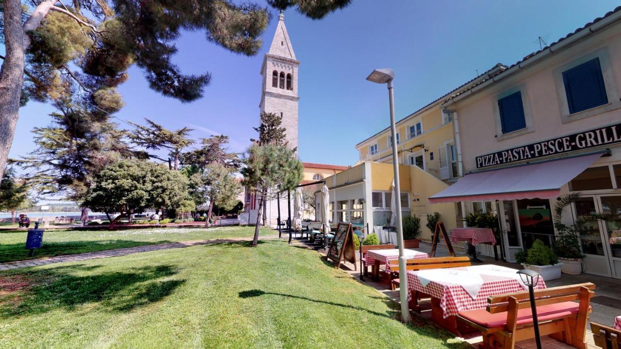 Emily Deluxe Superior 5 Star Studio Apartment, Your Piece Of Heaven With Sea & Park View Novigrad  Bagian luar foto