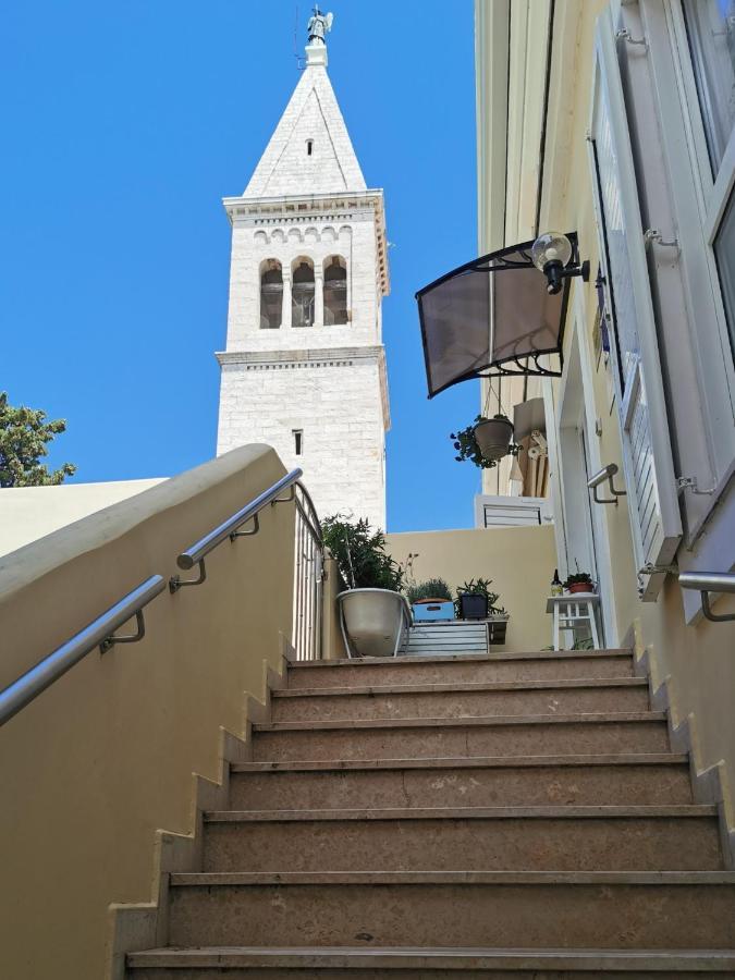 Emily Deluxe Superior 5 Star Studio Apartment, Your Piece Of Heaven With Sea & Park View Novigrad  Bagian luar foto