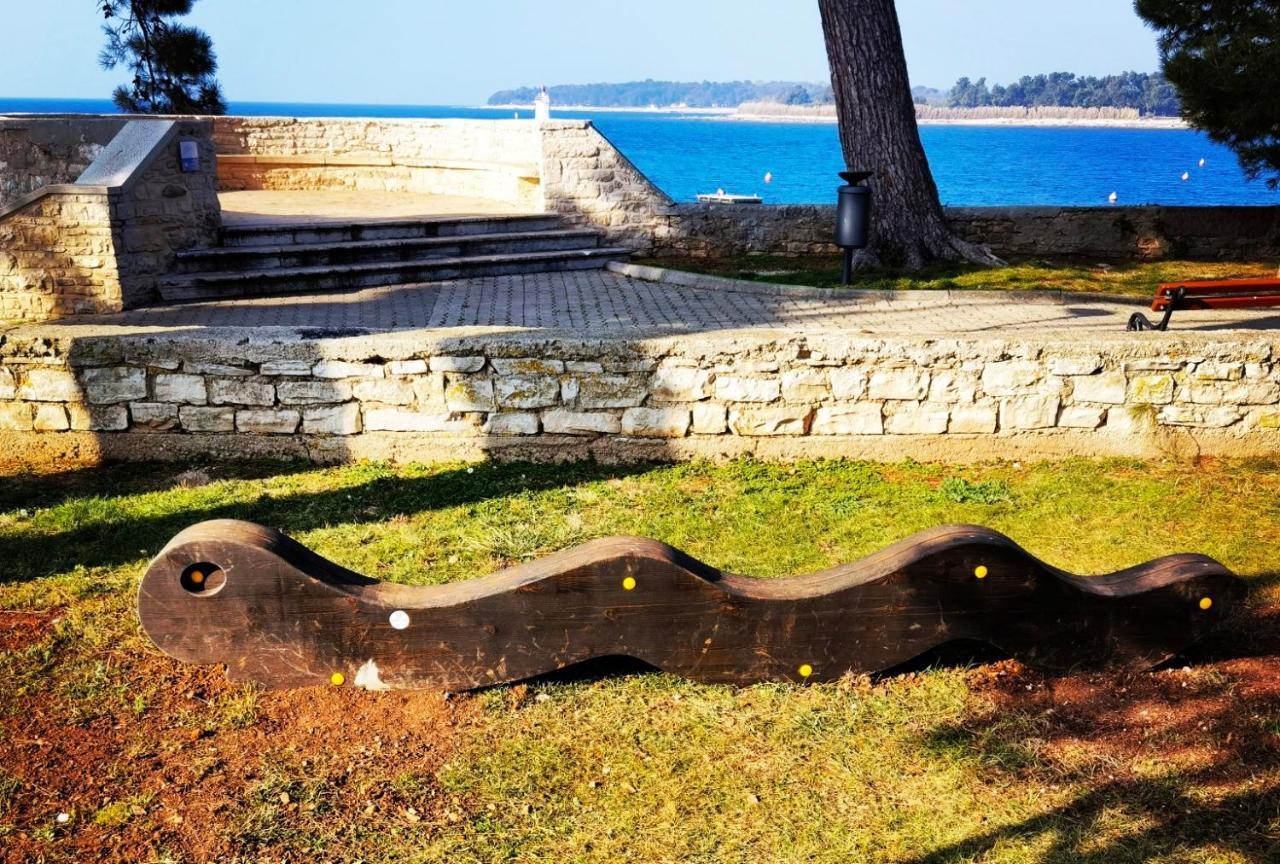 Emily Deluxe Superior 5 Star Studio Apartment, Your Piece Of Heaven With Sea & Park View Novigrad  Bagian luar foto