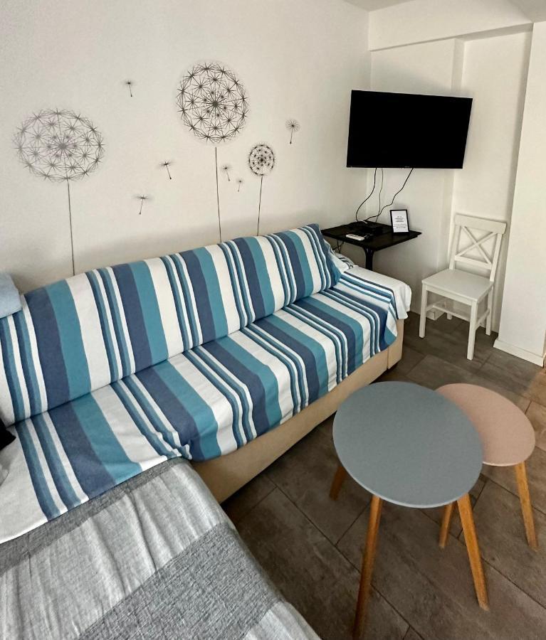 Emily Deluxe Superior 5 Star Studio Apartment, Your Piece Of Heaven With Sea & Park View Novigrad  Bagian luar foto